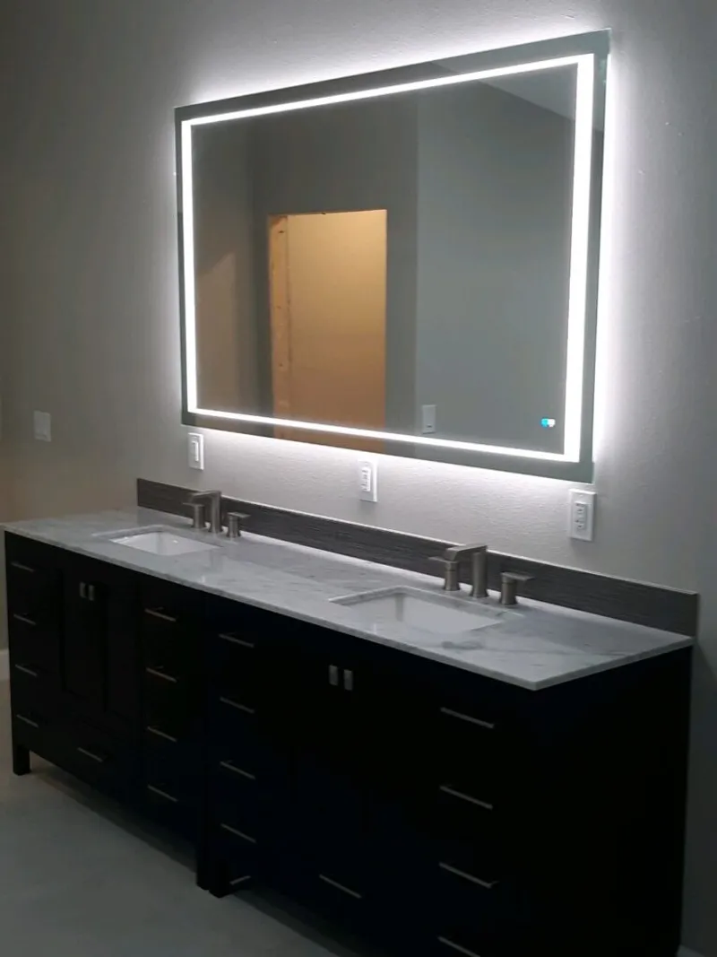 Accessible bathroom with modern design